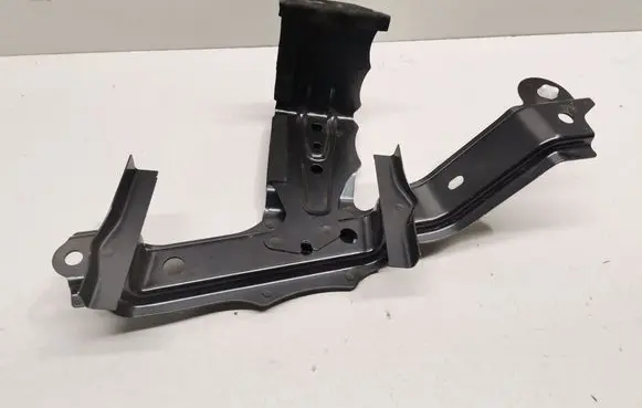 Battery bracket