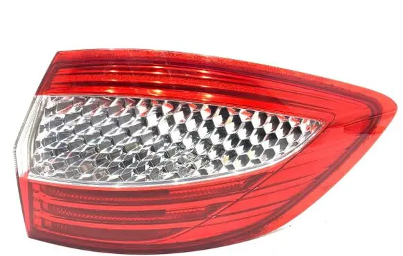 Rear/tail lights
