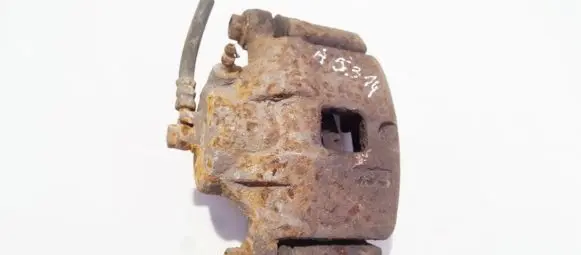 Mitsubishi Galant Front brake caliper