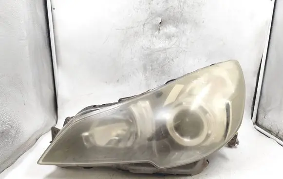 Subaru Legacy Headlight/headlamp