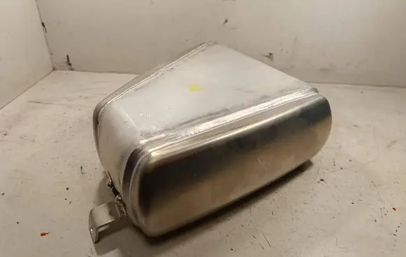 Audi SQ7 Air suspension tank/reservoir 4M0616203E P02990000000