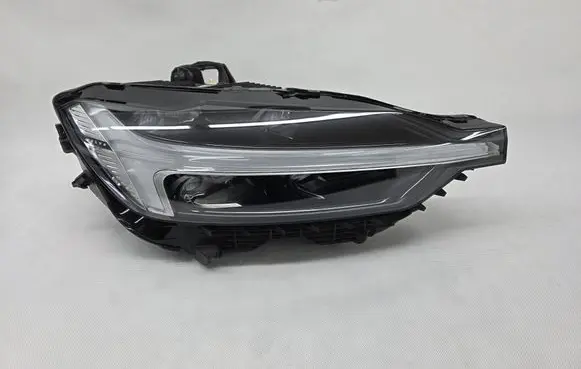 Volvo XC60 Headlight/headlamp 32404710 SP32404710