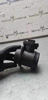 Volkswagen Golf IV Mass air flow meter 0280217117 037906461C