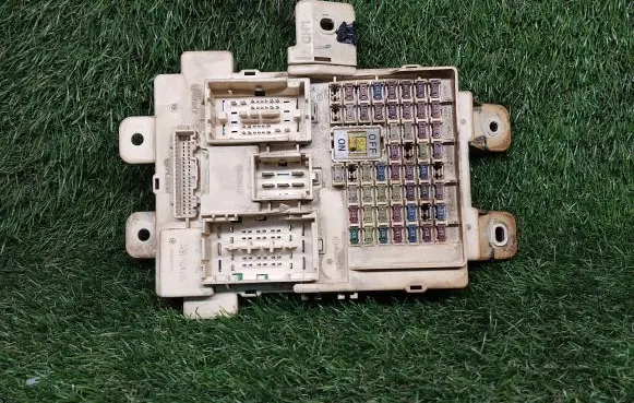 KIA Sportage Fuse module 91950D9650