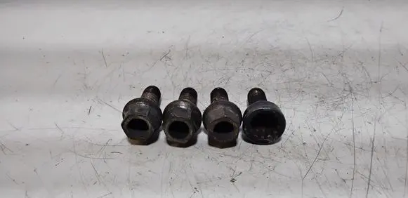 Mini One - Cooper R50 - 53 Nuts/bolts 