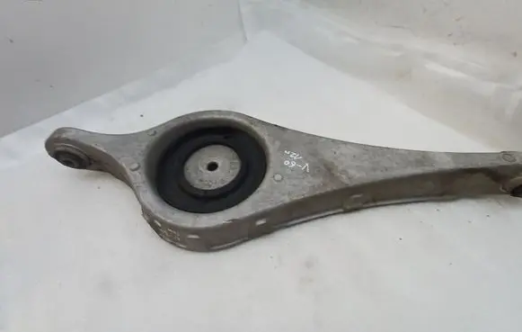 Volvo V60 Rear upper control arm/wishbone 31317602