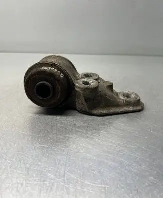 Audi A6 S6 C5 4B Rear axle beam mounts housing 8E0501522H