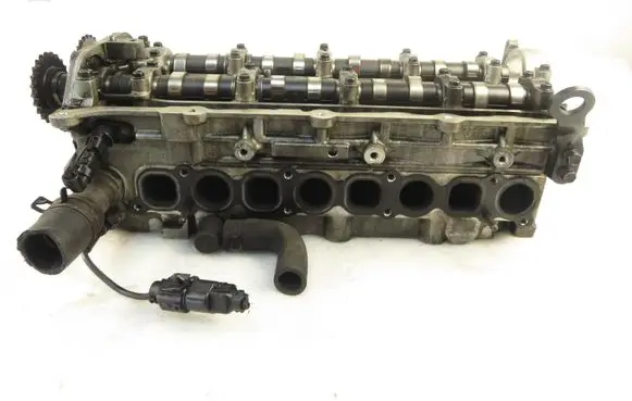 KIA Sorento Engine head 