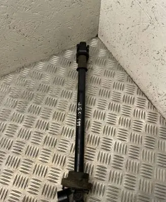 Jeep Grand Cherokee (WJ) Steering column universal joint