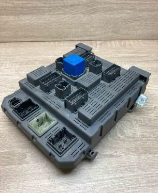Peugeot 607 Central body control module 9640797980