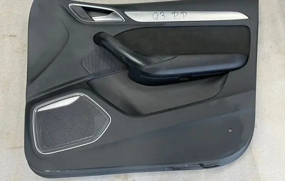 Audi Q3 8U Front door card panel trim