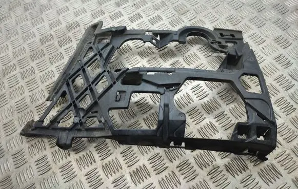 Volkswagen Golf VII Front bumper mounting bracket 5G0807723D
