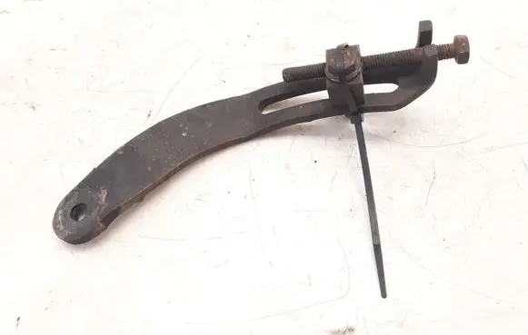 Opel Corsa B Alternator belt tensioner 