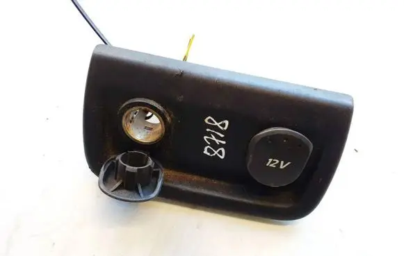 Renault Scenic II - Grand scenic II Cigarette lighter 8200232589 89029802