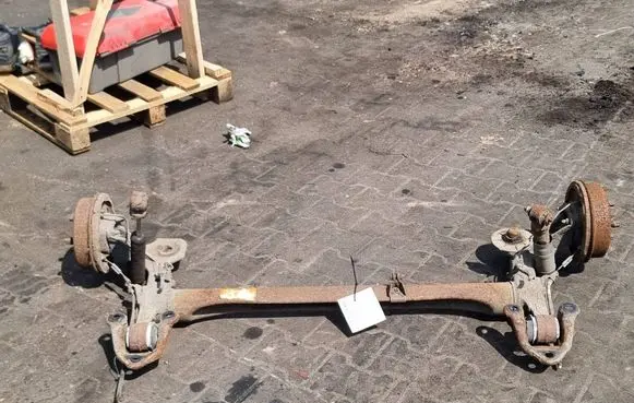 Opel Astra G Rear axle beam 