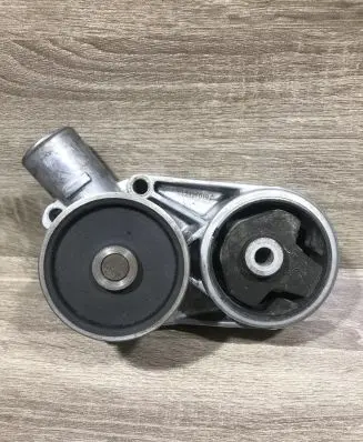 Skoda Favorit (781) Water pump 047121019C 357030