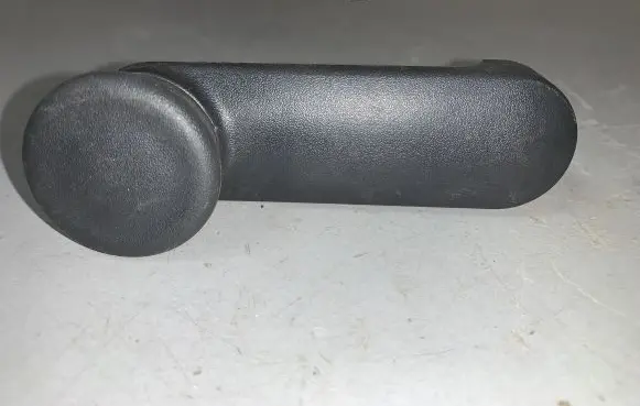 Opel Astra H Front door window winding handle 90224834