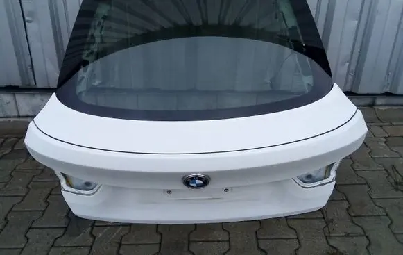 Tailgate/trunk/boot lid