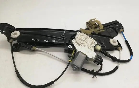 BMW 5 F10 F11 Front door electric window regulator 72715639