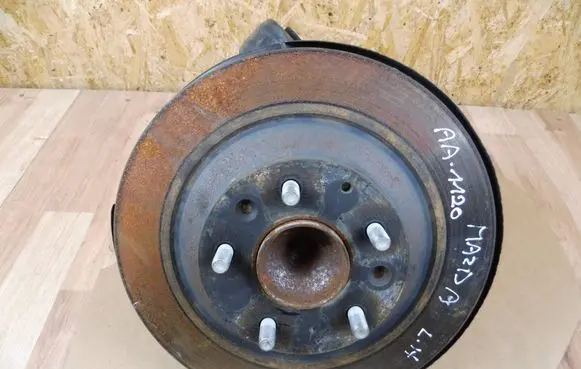 Mazda CX-5 II Stub axle KB7W2612XA