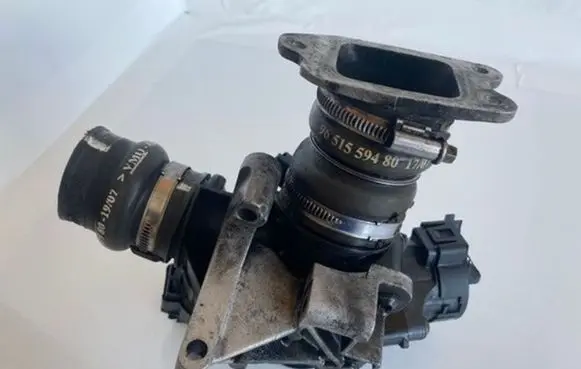Peugeot 407 Throttle valve 25347904