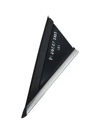 Peugeot 5008 Front door glass trim molding 96859483XT 96859485XY