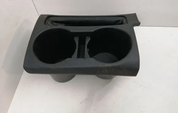 Cup holder front