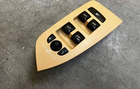 Volvo XC90 Electric window control switch 31433926 31407528