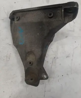 Audi A4 S4 B5 8D Engine mount bracket 8D0199308AB