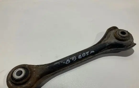 Mercedes-Benz CLK A209 C209 Rear control arm