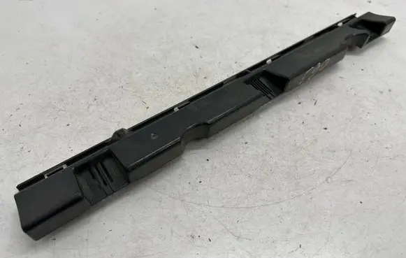 BMW 3 E90 E91 Sill supporting ledge 7202658