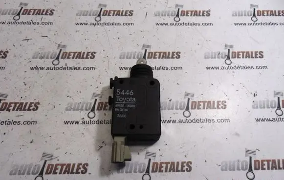 Toyota Avensis T220 Tailgate boot lock/latch motor 6915005010