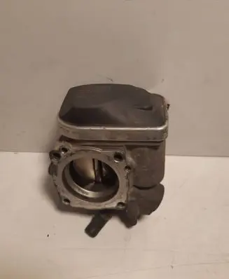 Volkswagen PASSAT B6 Throttle valve A2C53093430 06121 06A133062AT