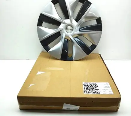 Tesla Model Y R20 wheel hub/cap/trim 104423500C