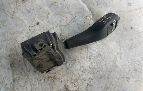 BMW X5 E53 Wiper control stalk 8375408