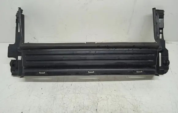 Volvo V40 Cross country Intercooler air guide/duct channel 31294096