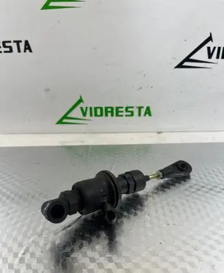 Clutch master cylinder