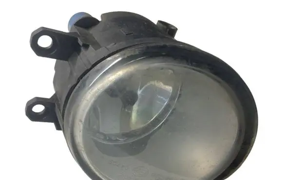 Toyota Avensis T250 Front fog light 89210657