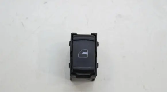 Volkswagen Golf IV Electric window control switch 3B0959855B 11565904