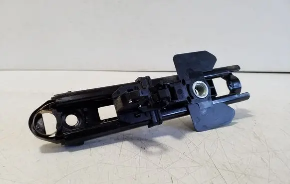 Audi Q3 8U Seat belt adjustment rail 8T8857833