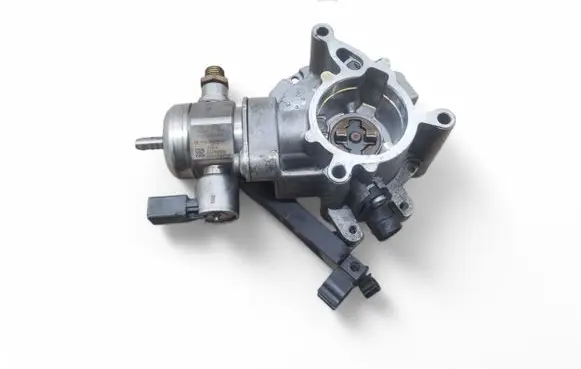 Audi A4 S4 B9 Fuel injection high pressure pump 06K127028D 06K145100AE