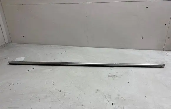 BMW 4 F32 F33 Front door trim (molding) 7279773