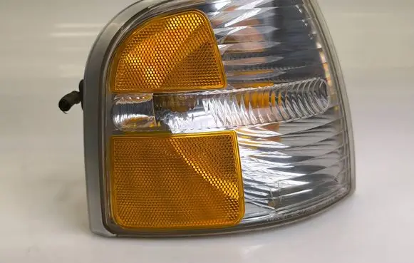 Ford Explorer Front indicator light 1L2X13B220 44ZH1460B FD2945
