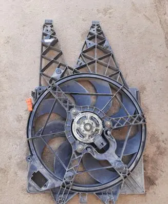 Fiat Bravo Radiator cooling fan shroud 882300200