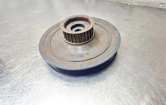 Opel Insignia A Crankshaft pulley 55563401 18032009 201240