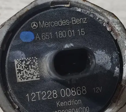 Mercedes-Benz GLK (X204) Oil pressure sensor A6511800115