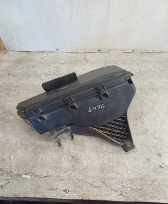 Volvo XC90 Fuse box cover 9494210