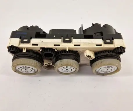 Mitsubishi Colt Climate control unit 69660064