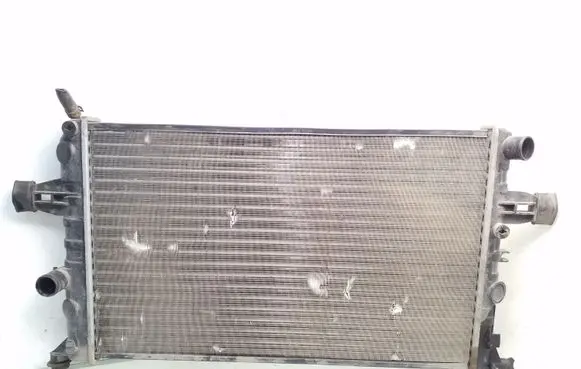 Opel Zafira A Coolant radiator