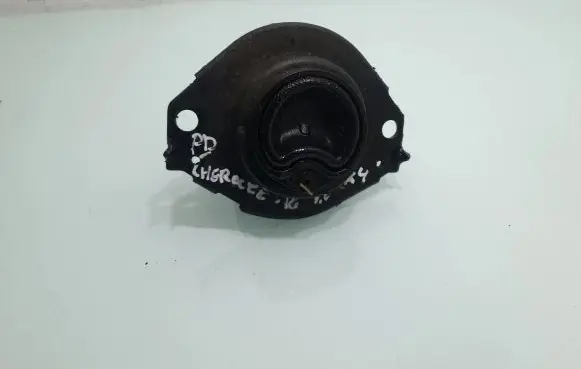 Jeep Grand Cherokee Engine mount bracket
